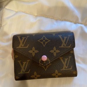 louis vuitton victorine wallet